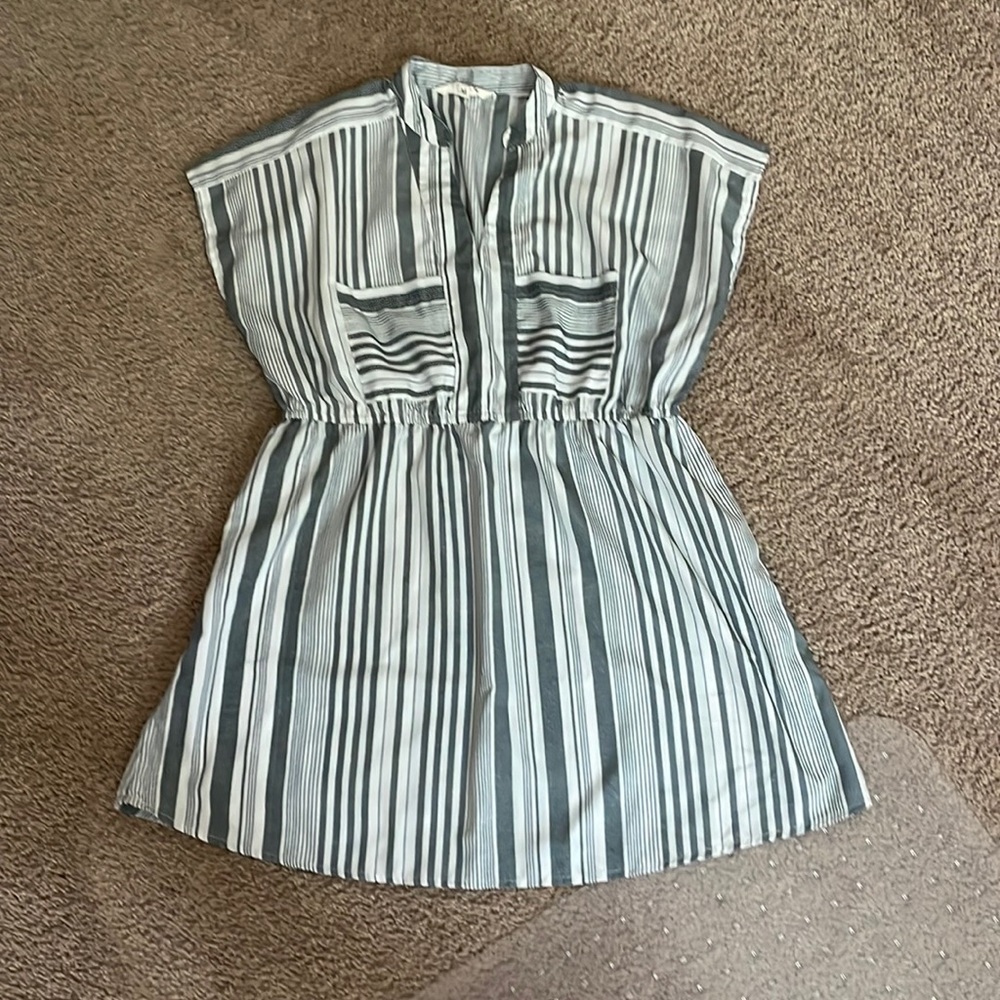 Tiny dress